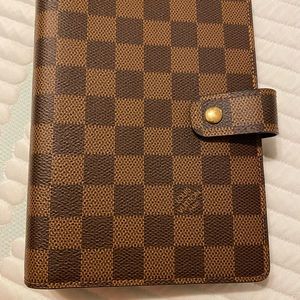 SOLD ❌🛑❌🛑 Authentic Louis Vuitton MM damier ebene agenda